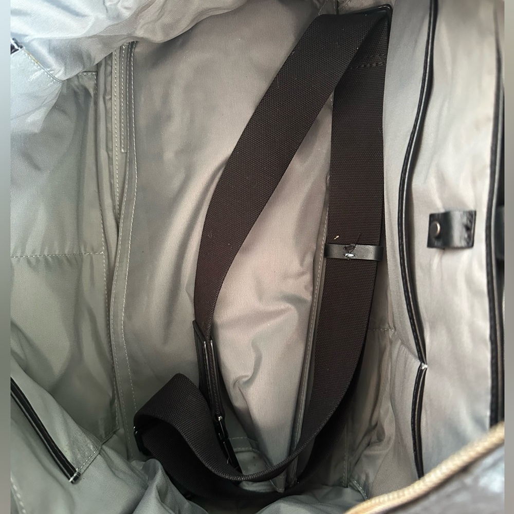 Away Black Leather Everywhere Travel Bag - rare croc skin texture - Picture 6 of 9